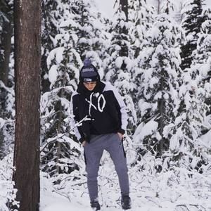 Meet your Posher, Cj